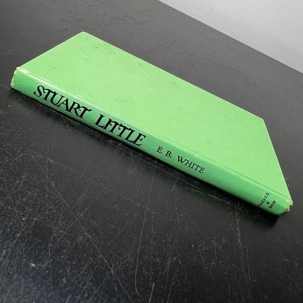 Harper & Row Stuart Little Book Green Vintage Hardcover E.B. White OS